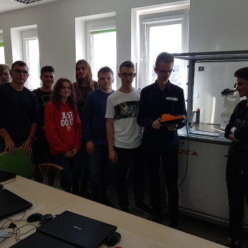Zajęcia w laboratorium 12 września 2019